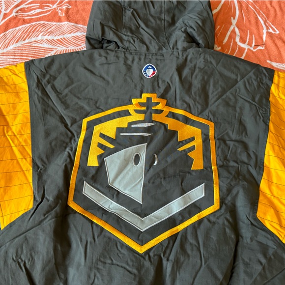 STARTER San Diego Fleet Winter Pullover Coat - Picture 16 of 16